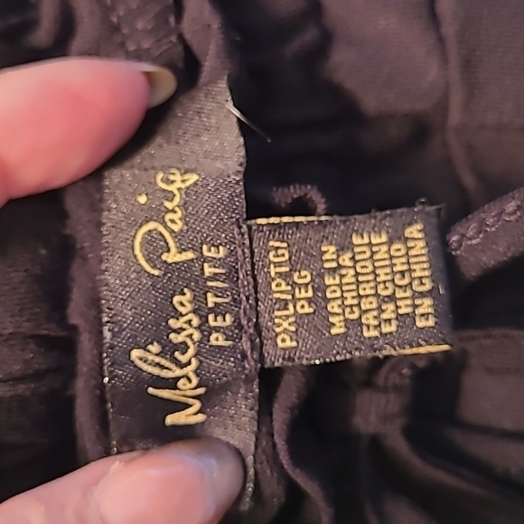 Melissa Paige PXL Black dress pants, elastic waist with drawstring, roomy fit. - Picture 3 of 8